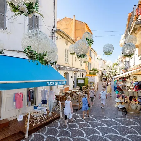 Apartment Les Dauphins-2 By Interhome Sainte-Maxime