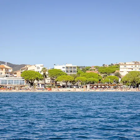 Les Dauphins-2 By Interhome *