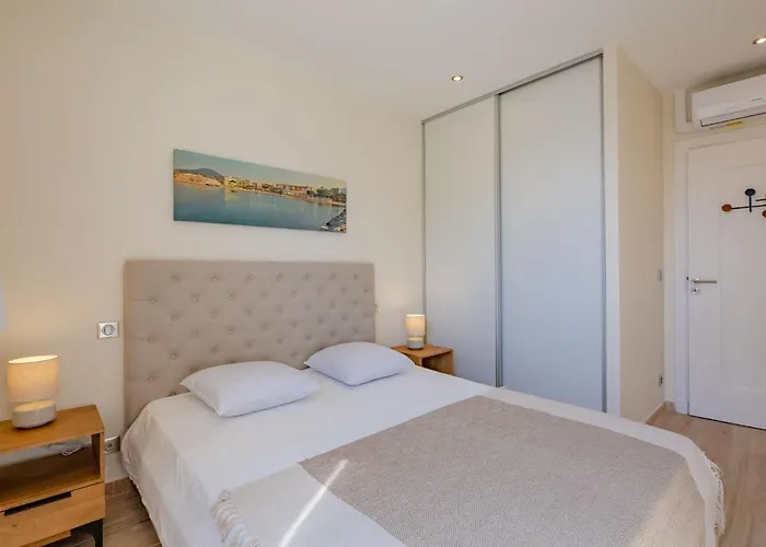 Les Dauphins-2 By Interhome Sainte-Maxime