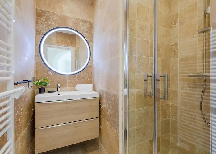 Апартаменты Les Dauphins-2 By Interhome Сент-Максим